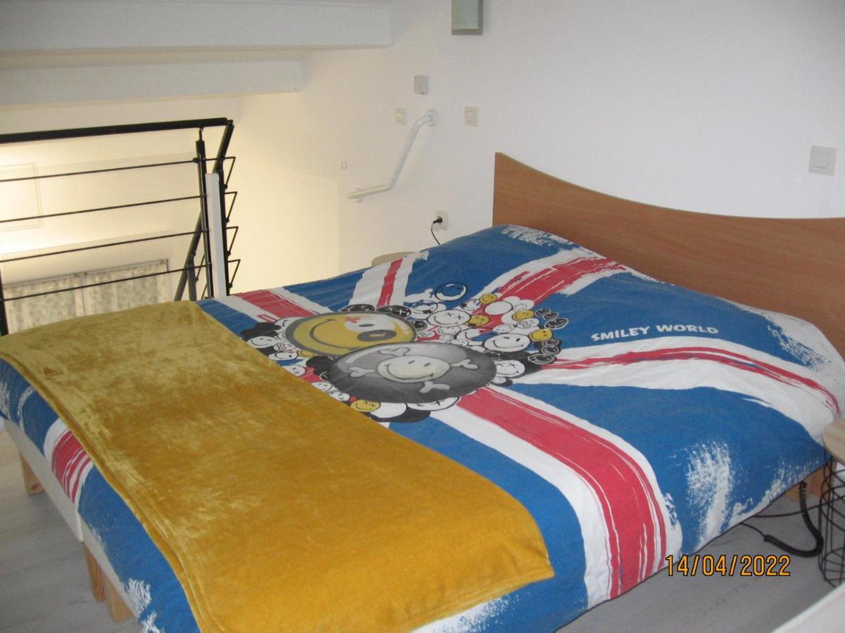 Appartement Avec Chambre En Mezzanine Роньяк Экстерьер фото